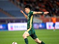 乐鱼体育官方网站-关于突发！国足东亚杯23人基本确定，久尔杰维奇临时带队，韦世豪无缘的信息