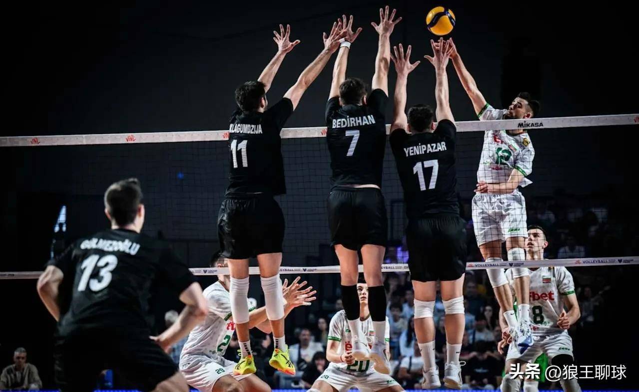 关于遭8连败！世联赛-中国男排0-3保加利亚仅1人得分上双的信息