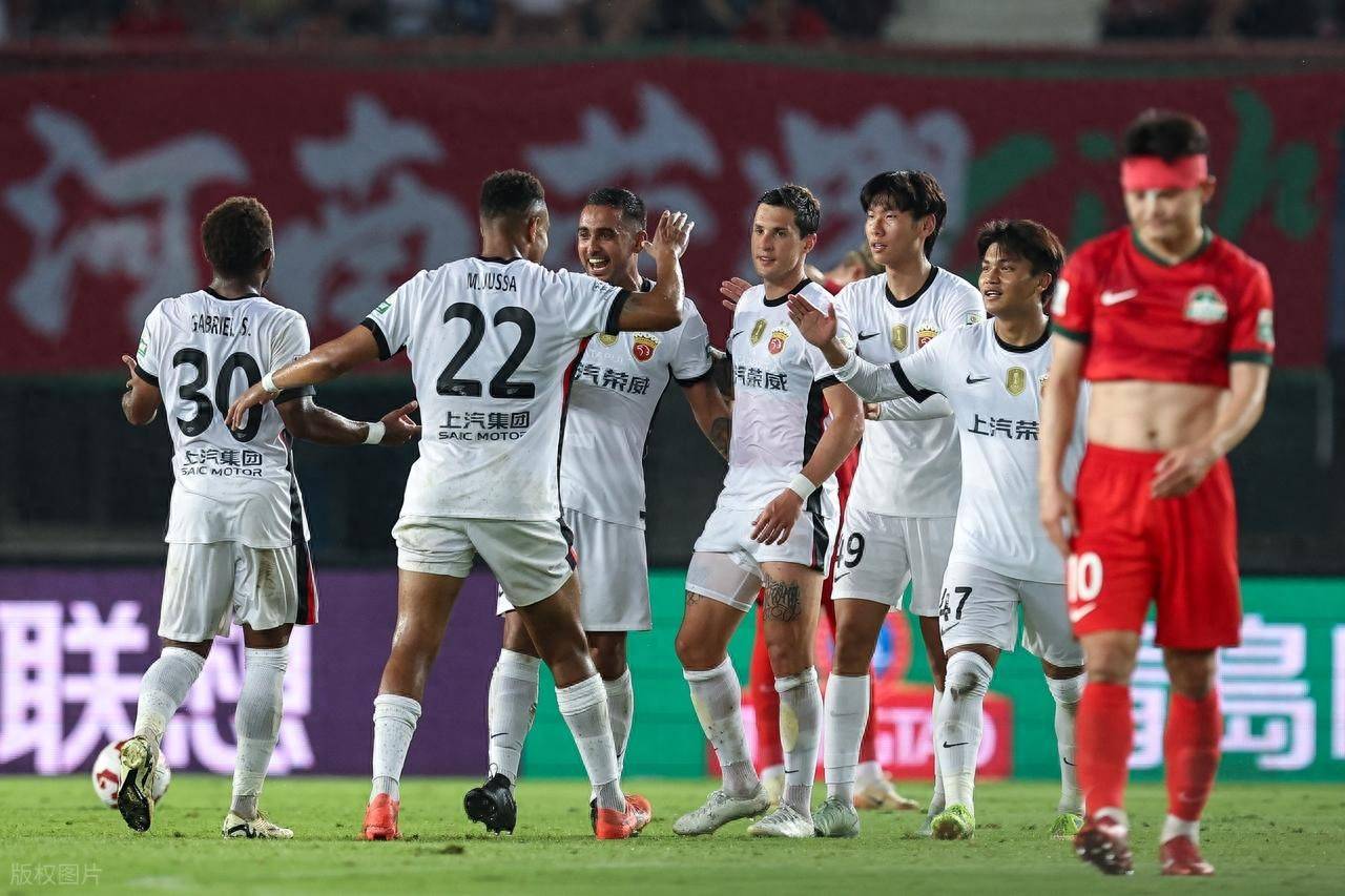 关于浙江2-3河南，申花3-2海港！西海岸2-0！足协杯8强出炉-中超占7席的信息