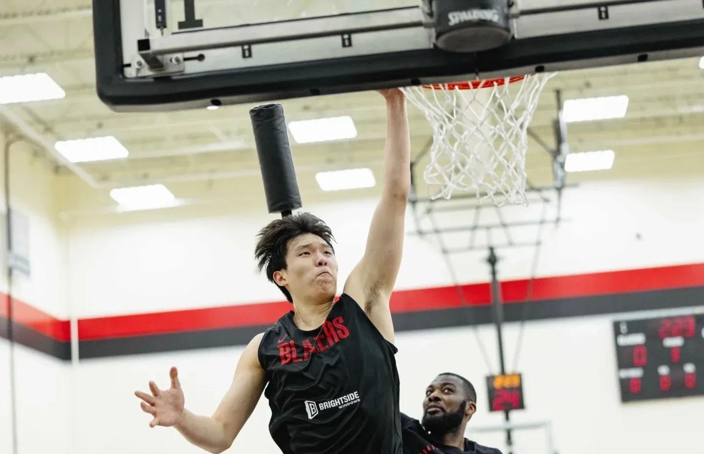 杨瀚森要培养快速做决定的习惯，这是NBA需要的节奏